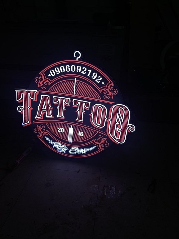 Hộp đèn tròn tattoo Kỳ Sơn